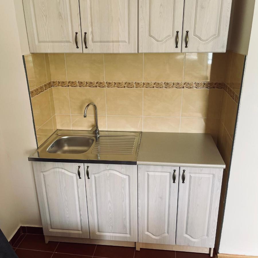 פלוזינה Zora Apartment מראה חיצוני תמונה
