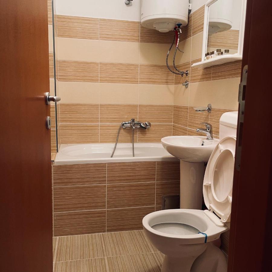 פלוזינה Zora Apartment מראה חיצוני תמונה